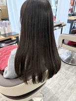 ウイ バイ ファースト 北四番丁店(u'i by first)&nbsp;ストレートロングレイヤー