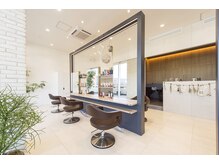 アース オーセンティック 草津エイスクエア店(EARTH Authentic)
