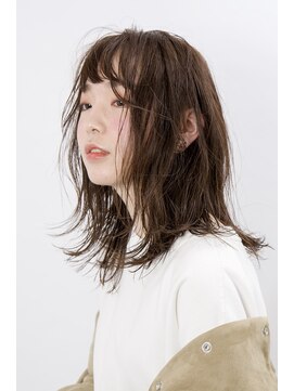 ボタンヘアー 日吉(BoTaN HAIR) セミドライな質感のルーズロブ