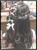 リボンレース編み&ハートヘアアレンジのハーフアップ