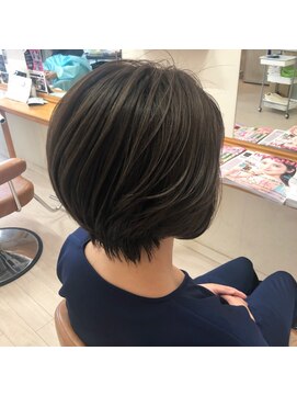 ミミ ヘアーサロン(Mimi) アッシュカラー