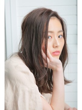 ヘアーサロンデフォーエバールークス(hairsalon de Forever Lux) 【ForeverLux齋藤】愛されゆるふわパーマミディ