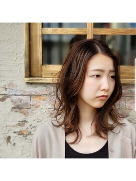 グロッシィ ヘアープロデュース(GROSSY HAIRPRODUCE) 【大人レイヤースタイル】