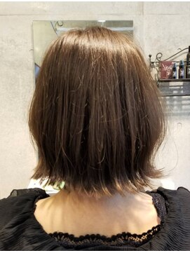 ヘアサロン レゴリス(hair salon REGOLITH) 『 切りっぱなしボブ ☆ 質感軽めの人気デザイン 』
