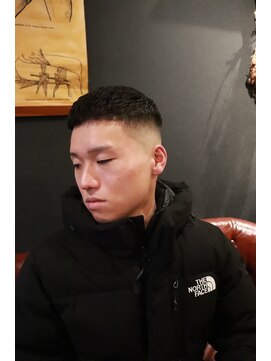 バーバーショップ レガロ(REGALO) クロップスタイル　濡れパン