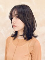 ビュートリアム265(BEAUTRIUM 265)&nbsp;ミディアムレイヤー/レイヤーカット/銀座/アッシュ/くびれヘア