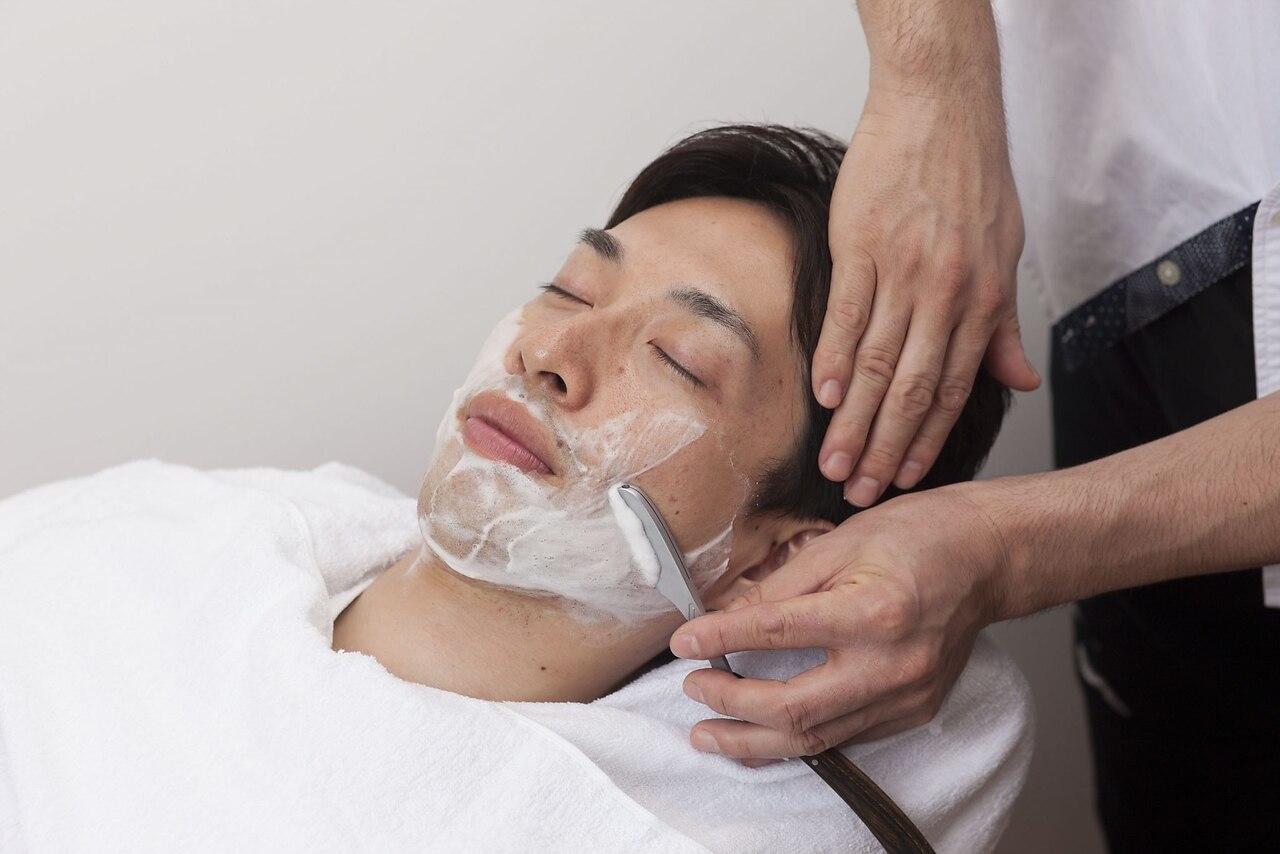 【平日17時まで限定☆】カット+シャンプー（シェービング付）