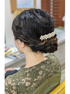 ヒデ美容室 ギブソンタックアレンジ