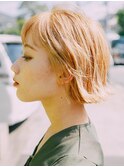 外ハネショートボブ
