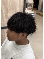 メンズギフト(men's GIFT)&nbsp;刈り上げツーブロック波巻きスパイラルパーマメンズマッシュ