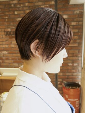 ボコカ(bococa) 【macana】ショートカット　耳掛けショート