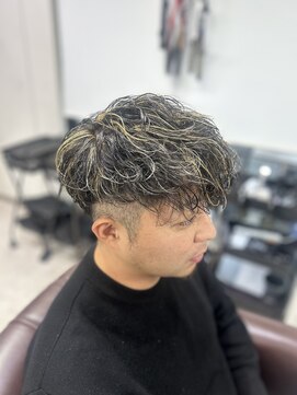 グラッジ 池袋(GLADGE) メンズ スペインカール メッシュ メンズパーマ