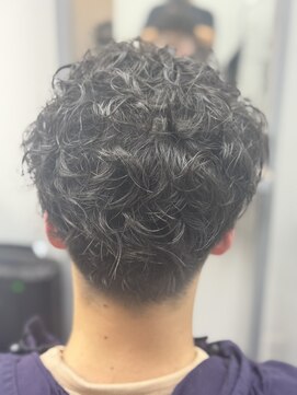 男髪 ツーブロック スパイラルパーマ