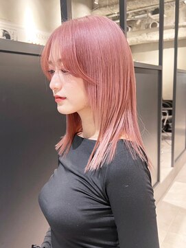 ロング美髪顔周りレイヤー韓国ヘアおくれ毛_ba547791
