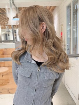 メロウマン(mellowman) ベージュ×レイヤーカット