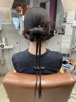 コージー(Kozy)&nbsp;結婚式お呼ばれヘアアレンジ/タイトアレンジ/カチモリヘア