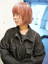 ダブ アオヤマ(DaB AOYAMA)&nbsp;【黒染め、赤履歴から】デザインカラー、ブロンド×ピンク
