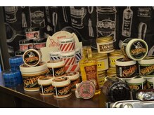 バーニーズ バーバークラブ(BARNEYS BARBER CLUB)の雰囲気(様々なテクスチャーに合わせたスタイリング剤)