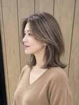 サニー(SUNNY) 艶感ハイライトセミロング