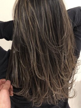 マリオ(mario) コントラストハイライト×グレージュ