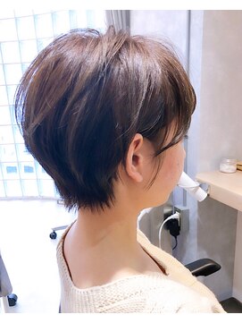 アロー(arrow) スッキリ丸みショート【みのり】