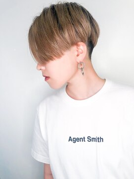 ラウンジ モリオ イケブクロ(Lounge MORIO Ikebukuro) 【morio池袋】2020年人気大人かわいい刈り上げハンサムショート