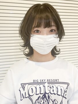 シイカ(sika.) ふんわりな質感ウルフボブ