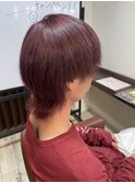 秋の訪れを感じさせるピンクブラウン