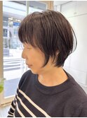 大人ヘルシースタイルショコラアッシュふんわりカールショート