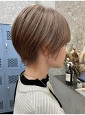 ショートボブハイトーンカラーミルクティーベージュダブルカラー