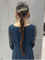 ウクラ バイ レシッド 池袋(uchla by rcid)&nbsp;ヘアセット☆編みおろし☆ロングヘア