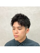 サームマン 人形町(SARM MAN)&nbsp;刈り上げで清潔感をプラス◎強めのパーマでワイルドショート