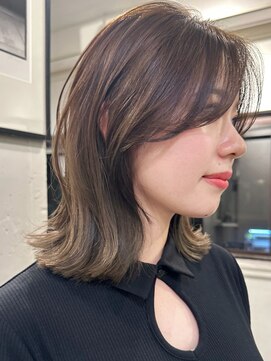 アビー(ABBEY) 大人ボブ切りっぱなしボブレイヤーボブ外ハネボブくびれボブ