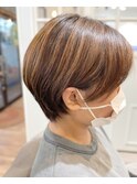 耳かけハンサムショート