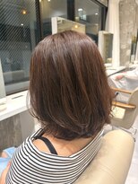 フィックス(FIX)&nbsp;伸ばしかけでも軽やかミディアムレイヤー:Kasumi