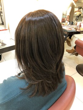 クオリス 赤塚店(QUALIS) 小顔ひし形/30代40代/ネオウルフ/くびれ/小顔/ダークカラー