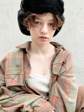 アイティーバイアルバム 藤沢店(IT by ALBUM) 外はねショート_カーキグレージュマッシュショート_38213