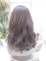 ラルリーブル(Lall Libre)&nbsp;ミディアムレイヤースタイル