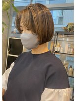 イリー 代官山(ILY)&nbsp;白髪ぼかしハイライト/細めハイライト/ボブ/30代40代50代