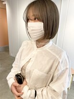 ニカ(NICA) 【NICA】ミニボブショートミルクティーベージュ ▽中山