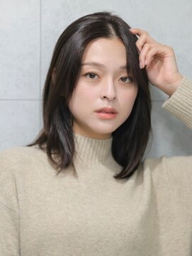 エンディアリング 東銀座(Endearing) ツヤ髪セミロングミディアム透明感カラー韓国風レイヤーカット