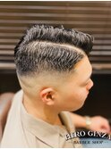 大人気スタイルサイドパート×スキンフェード×短髪
