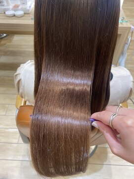 オリーブスバイネオリーブ(Olive's by neolive) 美髪ストレート