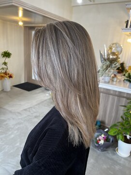 ムース(moos) シルバーベージュ