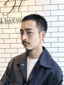 オールデイハローズ 京都駅前店(ALL DAY HELLO`S) ３０代　メンズノームコアフェードボウズ