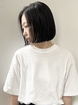 オーソ(AUTHO) ショートボブ/ウエットヘア/オリーブベージュ/レイヤーカット/a