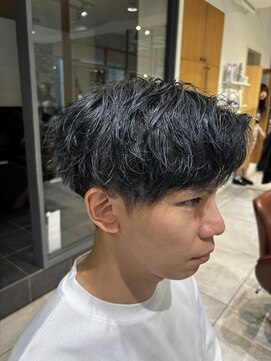 ネオリーブルカ 御茶ノ水店(Neolive Luca) 透明感!!ブルーブラックカラー