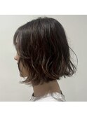 ラフな質感が魅力のニュアンスボブ/ボブ/ウェーブ
