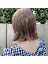 ジーナ 福岡天神(Zina)&nbsp;《ショート/ボブ》切りっぱなしボブ×アッシュベージュ