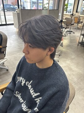 ムード カナザワ(mood kanazawa) フェザーショート/グレーアッシュ